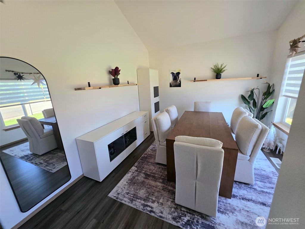 Photo of 9001 174th Street Court E, Puyallup, WA 98375 (MLS # 2544739)