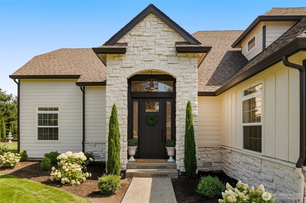 Photo of 6407 119th Avenue E, Puyallup, WA 98372 (MLS # 2564381)