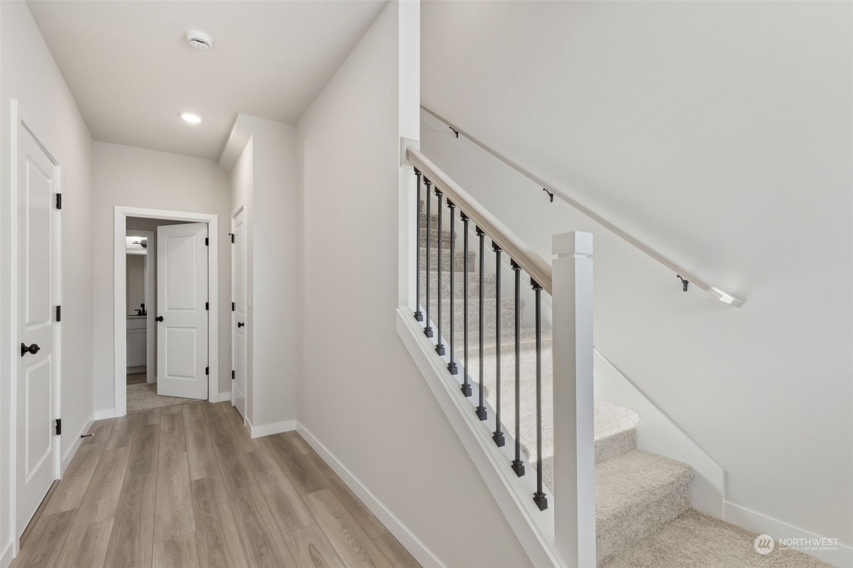 17560 NE Midnight Sun Loop 18