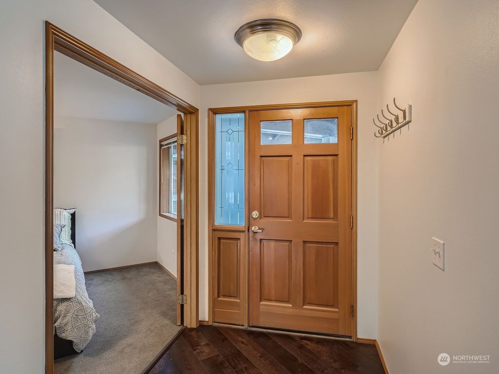 Photo of 3602 255th Lane SE #66, Sammamish, WA 98029 (MLS # 2035533)