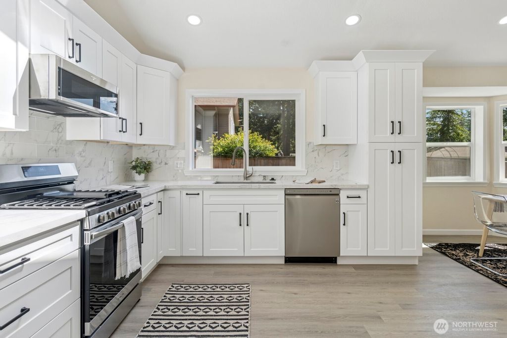 Photo of 16828 Ambaum Boulevard S, Burien, WA 98148 (MLS # 2444707)