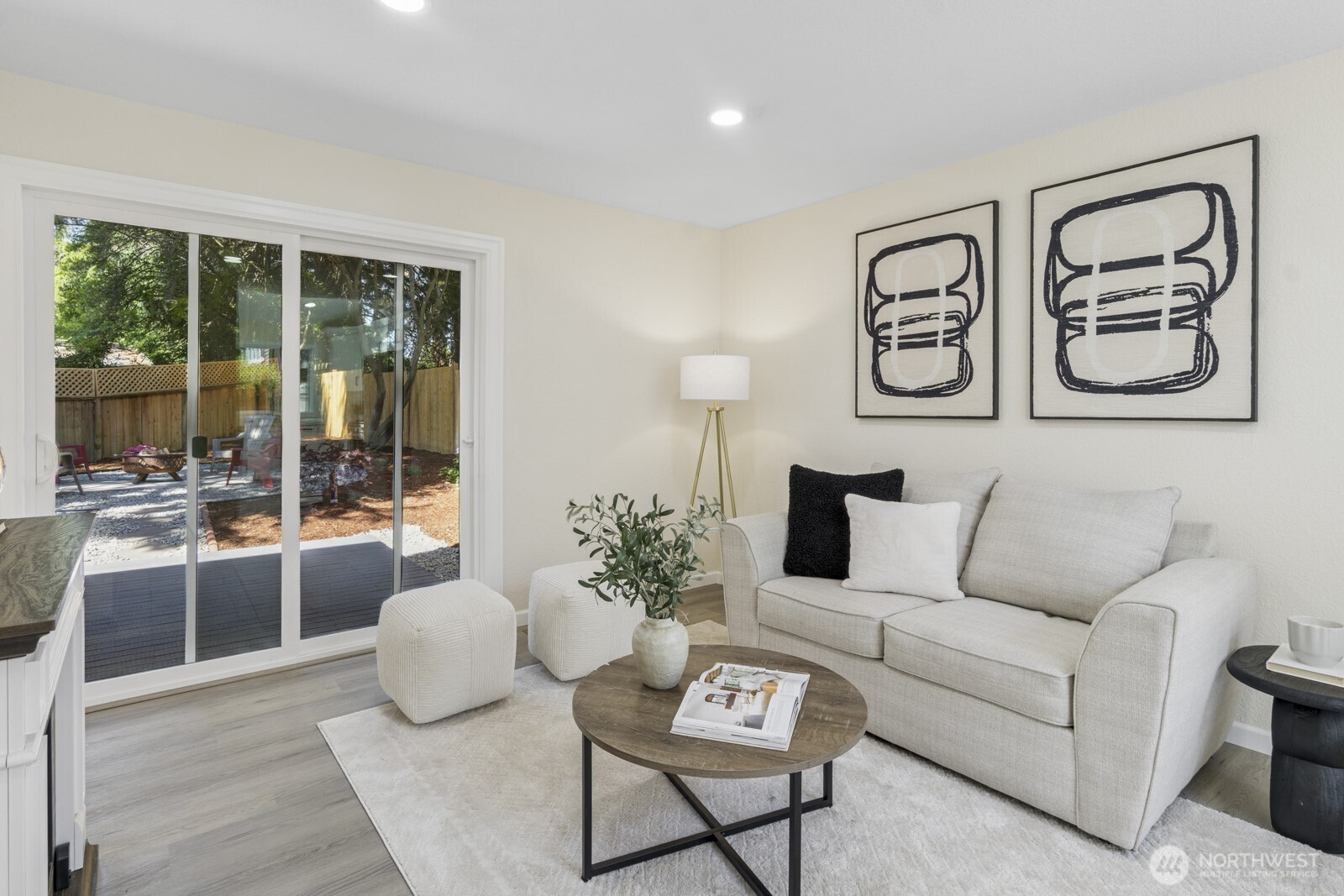 16828 Ambaum Boulevard S