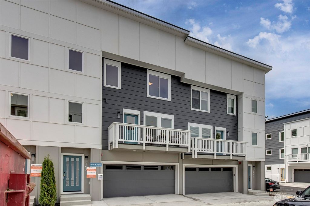 Photo of 8034 NE 177th Place #101, Kenmore, WA 98028 (MLS # 2142210)