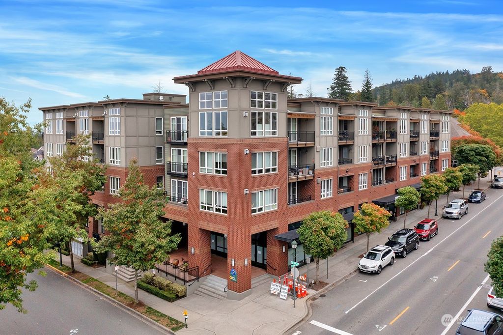 Photo of 1882 25th Avenue NE #N103, Issaquah, WA 98029 (MLS # 2169516)