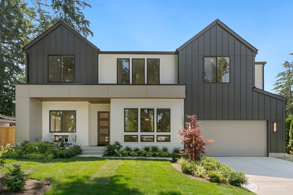 Photo of 15321 SE 23rd Street, Bellevue, WA 98007 (MLS # 2410561)