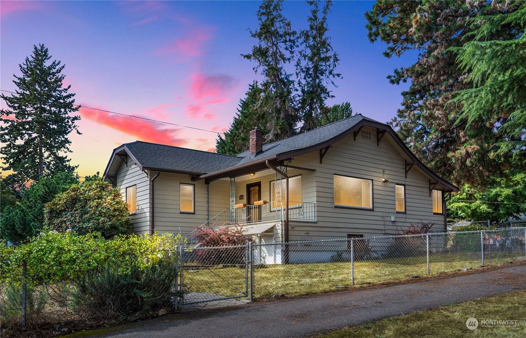 Photo of 12021 16th Avenue S, Seattle, WA 98168 (MLS # 2158195)