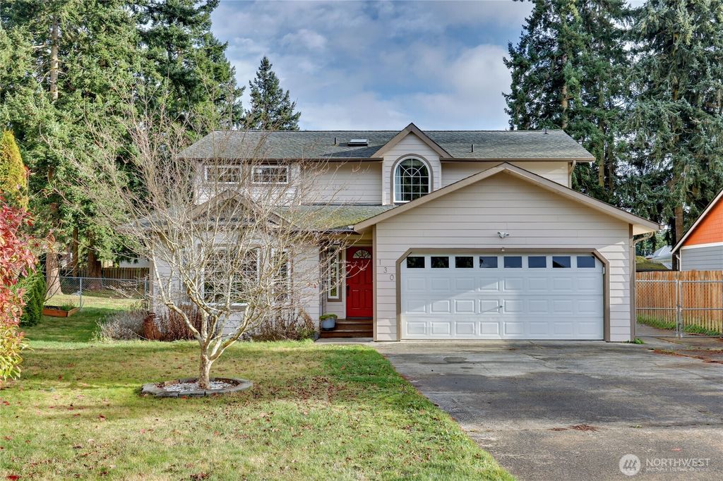 Photo of 130 Fir Cir Cir, Port Hadlock, WA 98339 (MLS # 2464047)