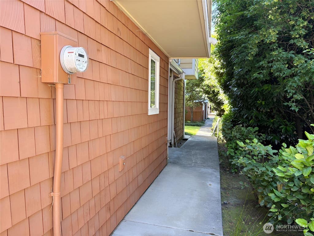 Photo of 11023 SE 240th Street #D2, Kent, WA 98031 (MLS # 2560872)