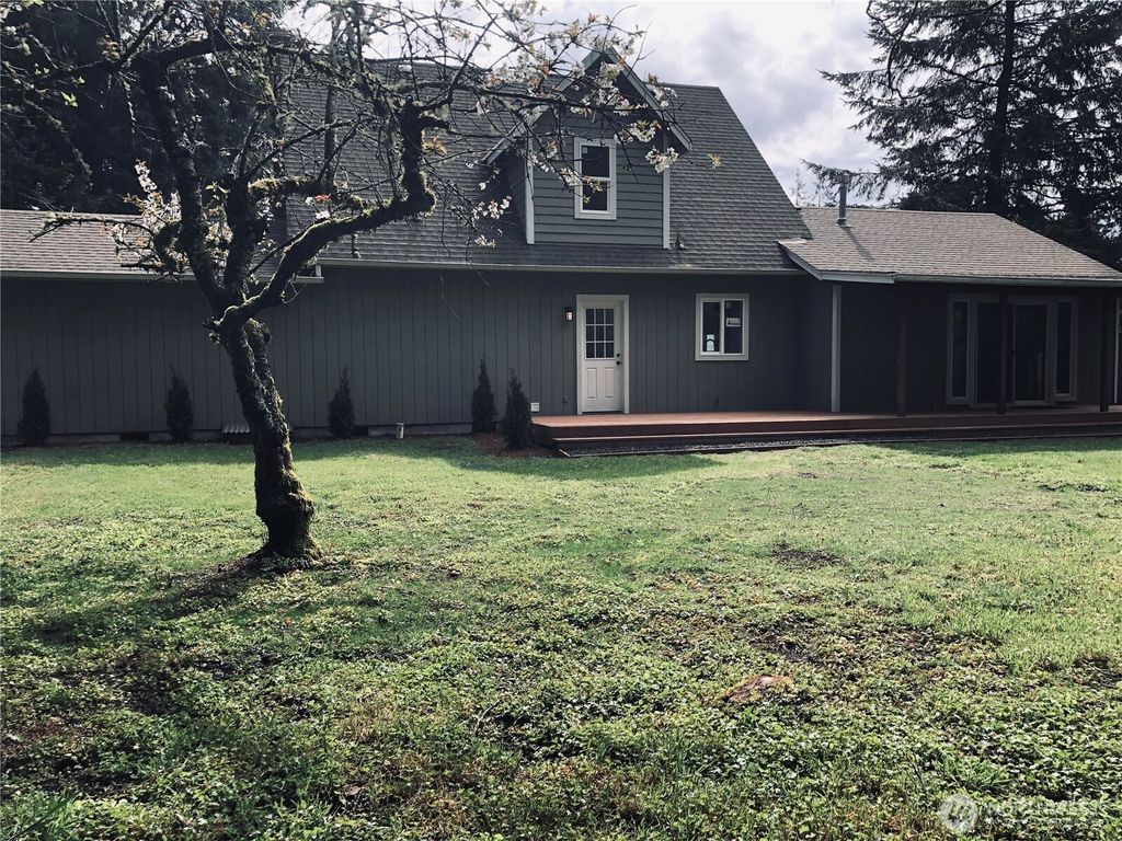 Photo of 8624 Oxford Drive SE Dr, Lacey, WA 98503 (MLS # 2508507)