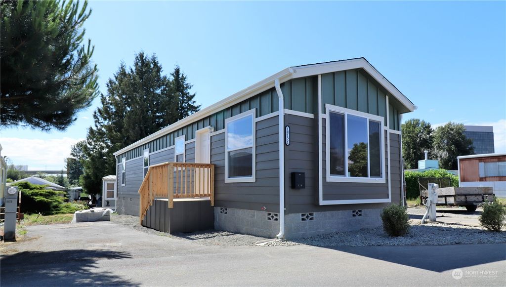 Photo of 18121 32nd Avenue S #334, SeaTac, WA 98188 (MLS # 2138625)