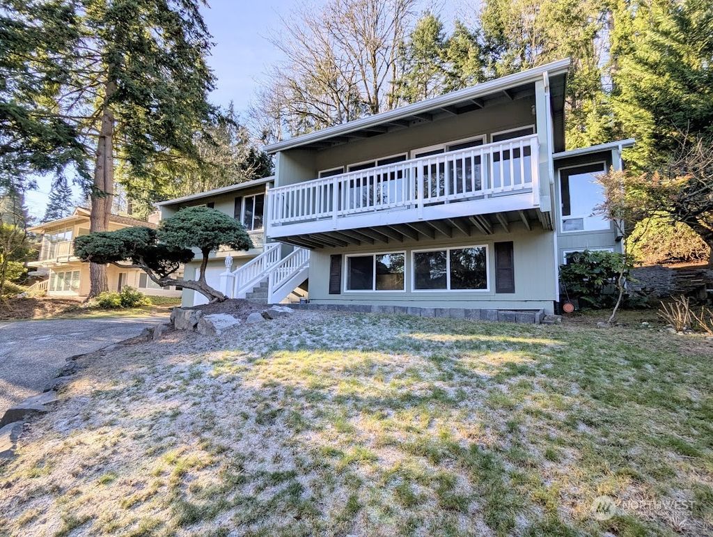 Photo of 4509 145th Avenue SE, Bellevue, WA 98006 (MLS # 2324201)