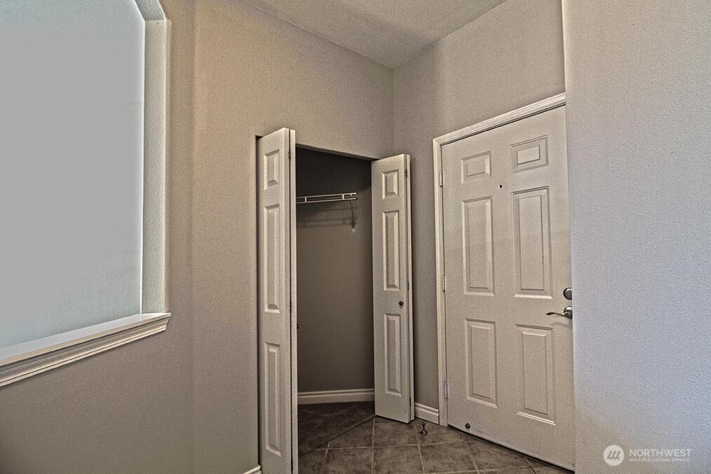 10025 9th Avenue W D-101