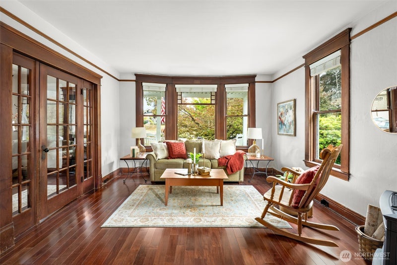 52 Cedar Avenue