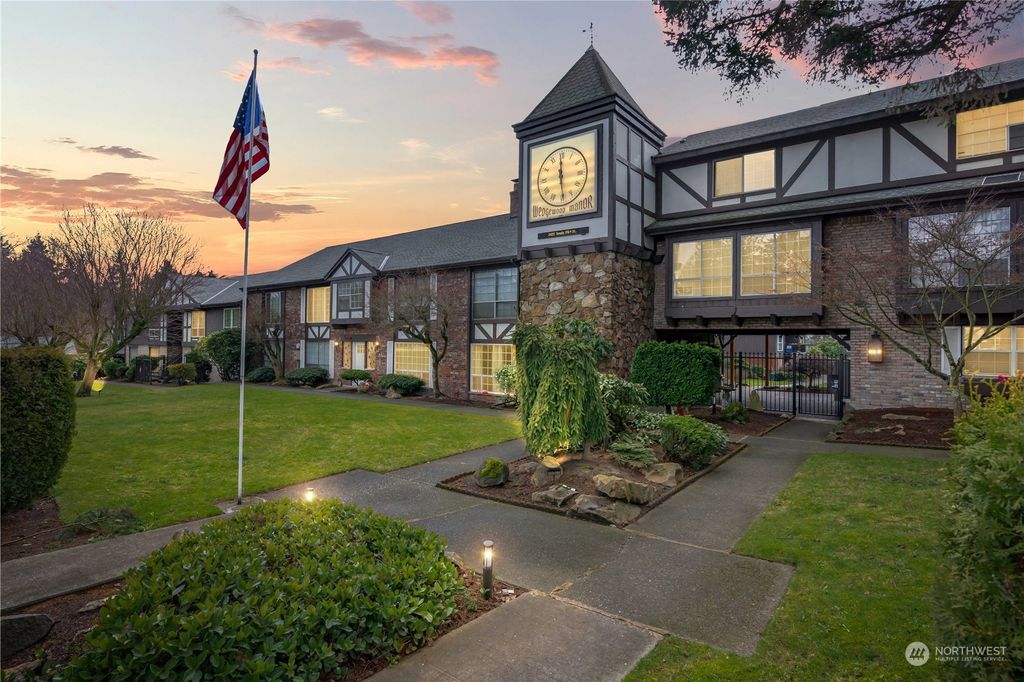 Photo of 3425 S 176TH Street #283, SeaTac, WA 98188 (MLS # 2199436)