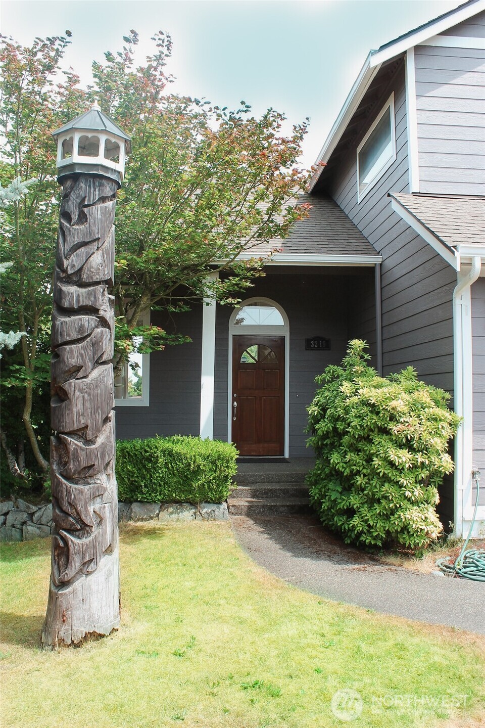 3219 N Shirley Street