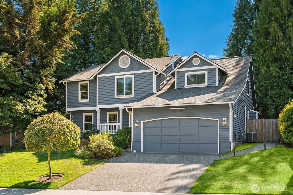 Photo of 13709 NE 93rd Street, Redmond, WA 98052 (MLS # 2576299)