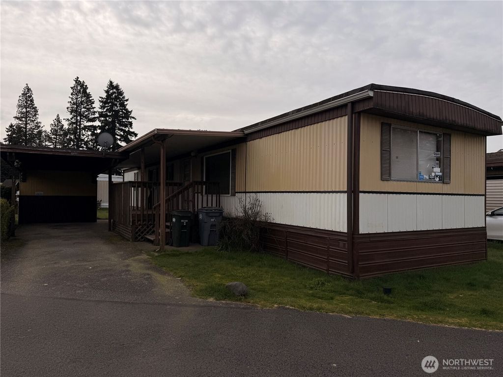 Photo of 108 194th Street E #12, Spanaway, WA 98387 (MLS # 2500564)