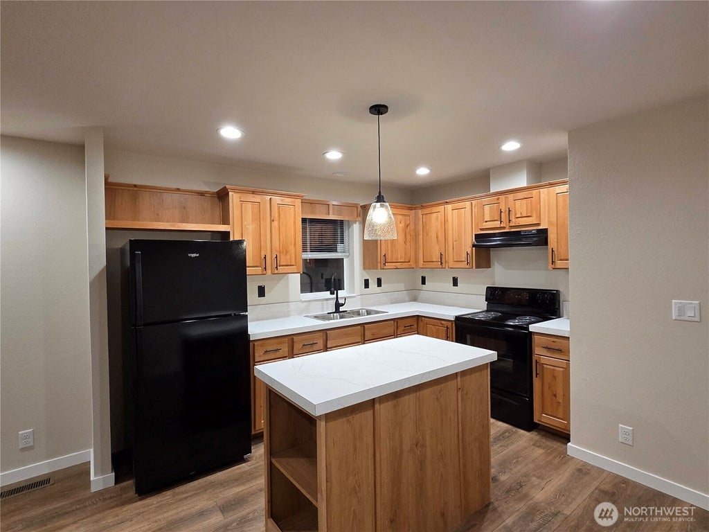 Photo of 640 Old Belfair Hwy HWY #B, Belfair, WA 98528 (MLS # 2581168)
