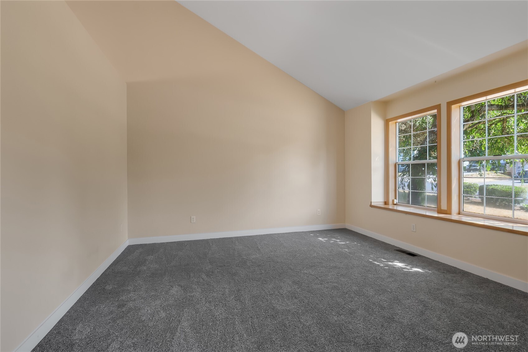 3102 240th Street Ct E