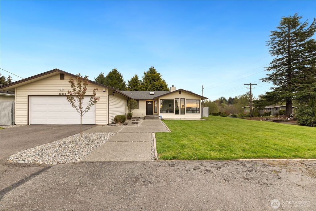 Photo of 22038 11th Avenue S, Des Moines, WA 98198 (MLS # 2512001)