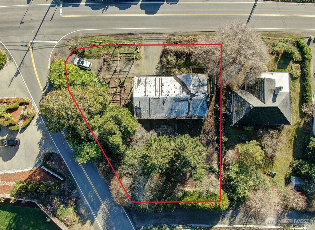 Photo of 6330 NE 181st Street, Kenmore, WA 98028 (MLS # 2475212)