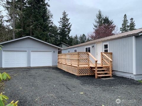1914 195th Street Long Beach WA 98631
