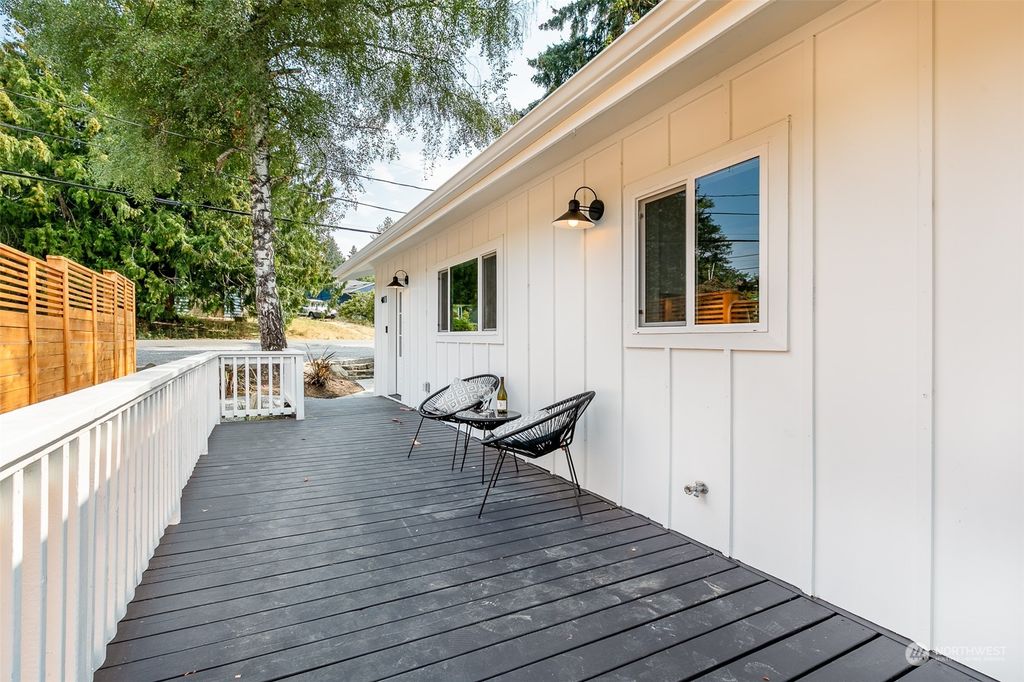 Photo of 4011 NE 115th Street #A, Seattle, WA 98125 (MLS # 1990734)