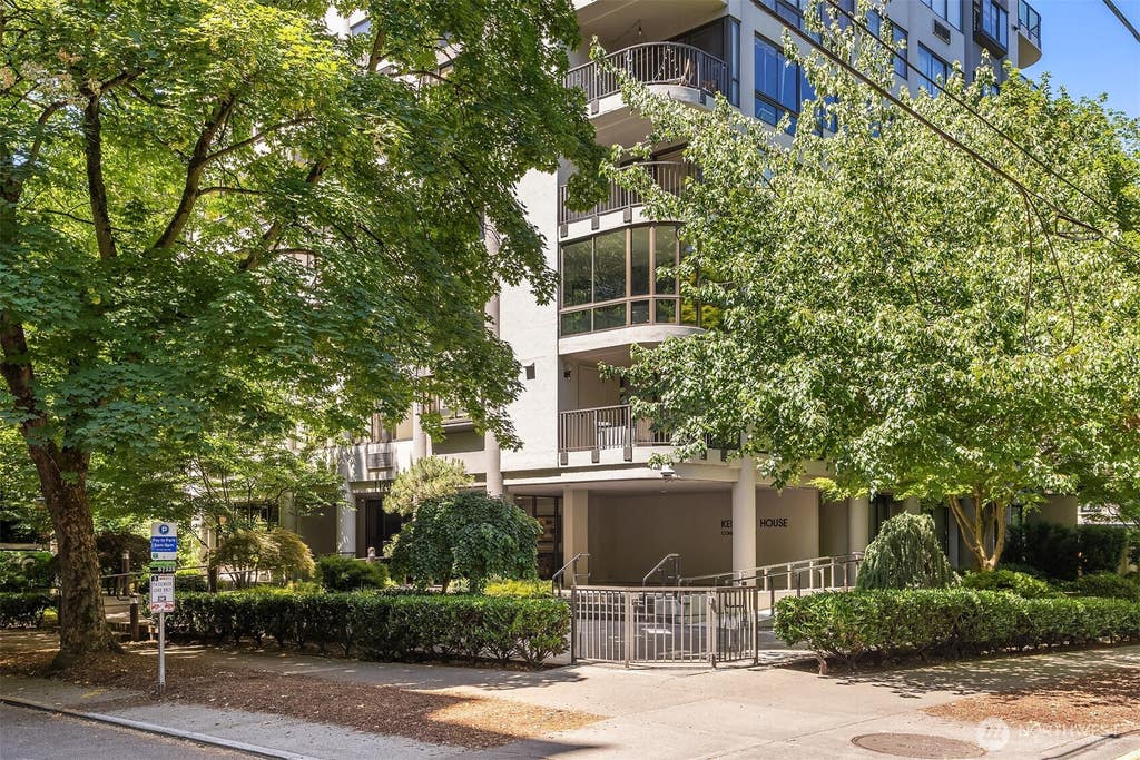 Photo of 1120 Spring Street #602, Seattle, WA 98104 (MLS # 2546023)