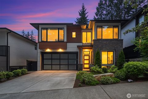 Photo of 11427 115th Avenue NE, Kirkland, WA 98033 (MLS # 2513077)