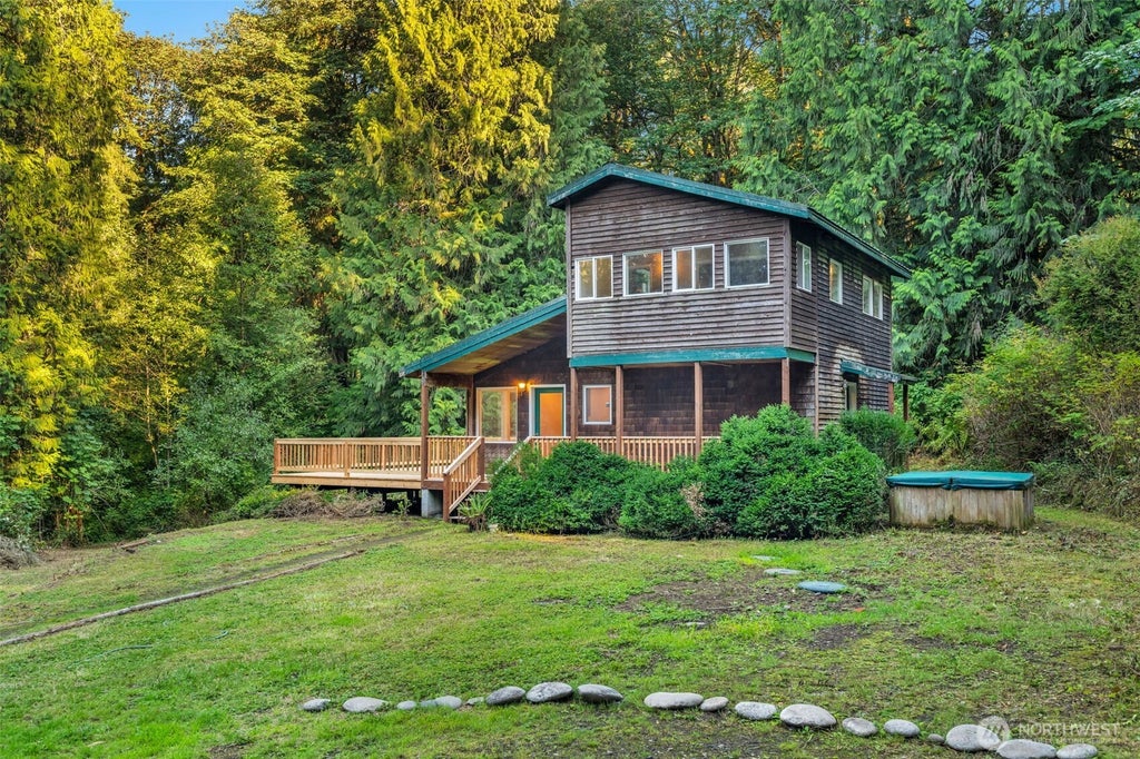 Photo of 15416 344th Avenue NE, Duvall, WA 98019 (MLS # 2580193)