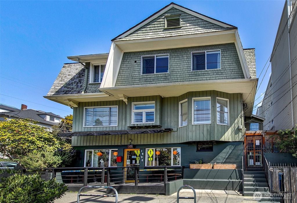 Photo of 1201 E Denny Way, Seattle, WA 98122 (MLS # 2397334)