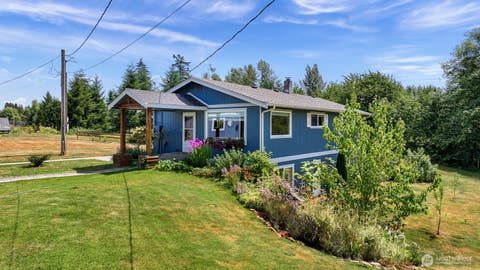Photo of 8722 Valley View Road, Custer, WA 98240 (MLS # 2503884)