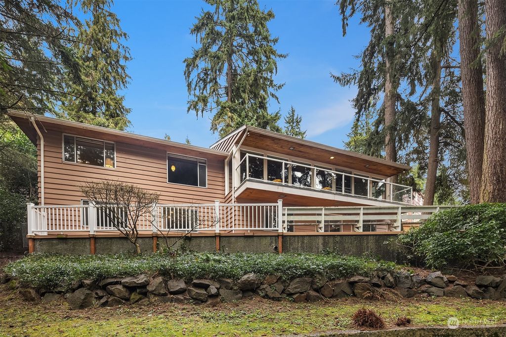 Photo of 4739 NE 178th Street, Lake Forest Park, WA 98155 (MLS # 2191926)