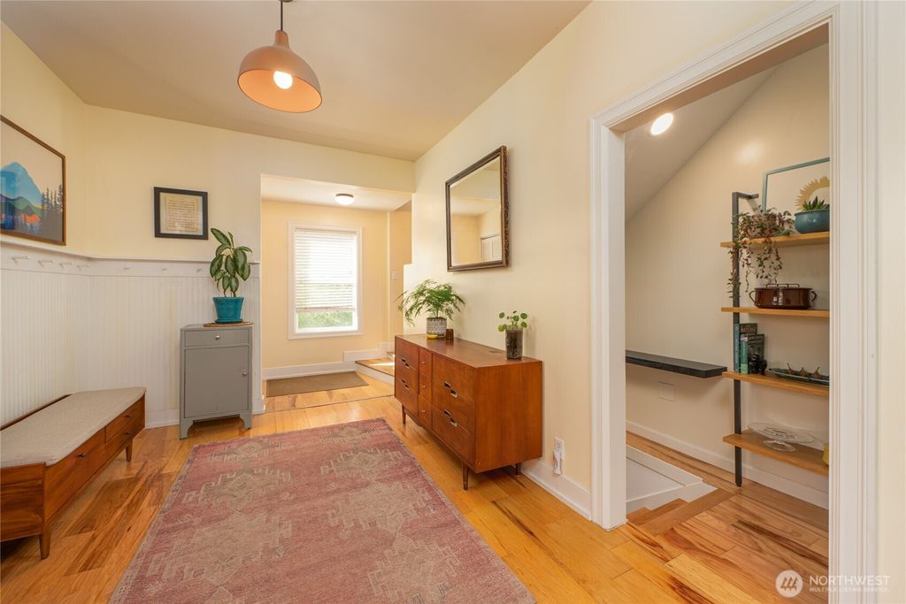 Photo of 520 Martin Luther King Jr. Way S, Seattle, WA 98144 (MLS # 2442440)