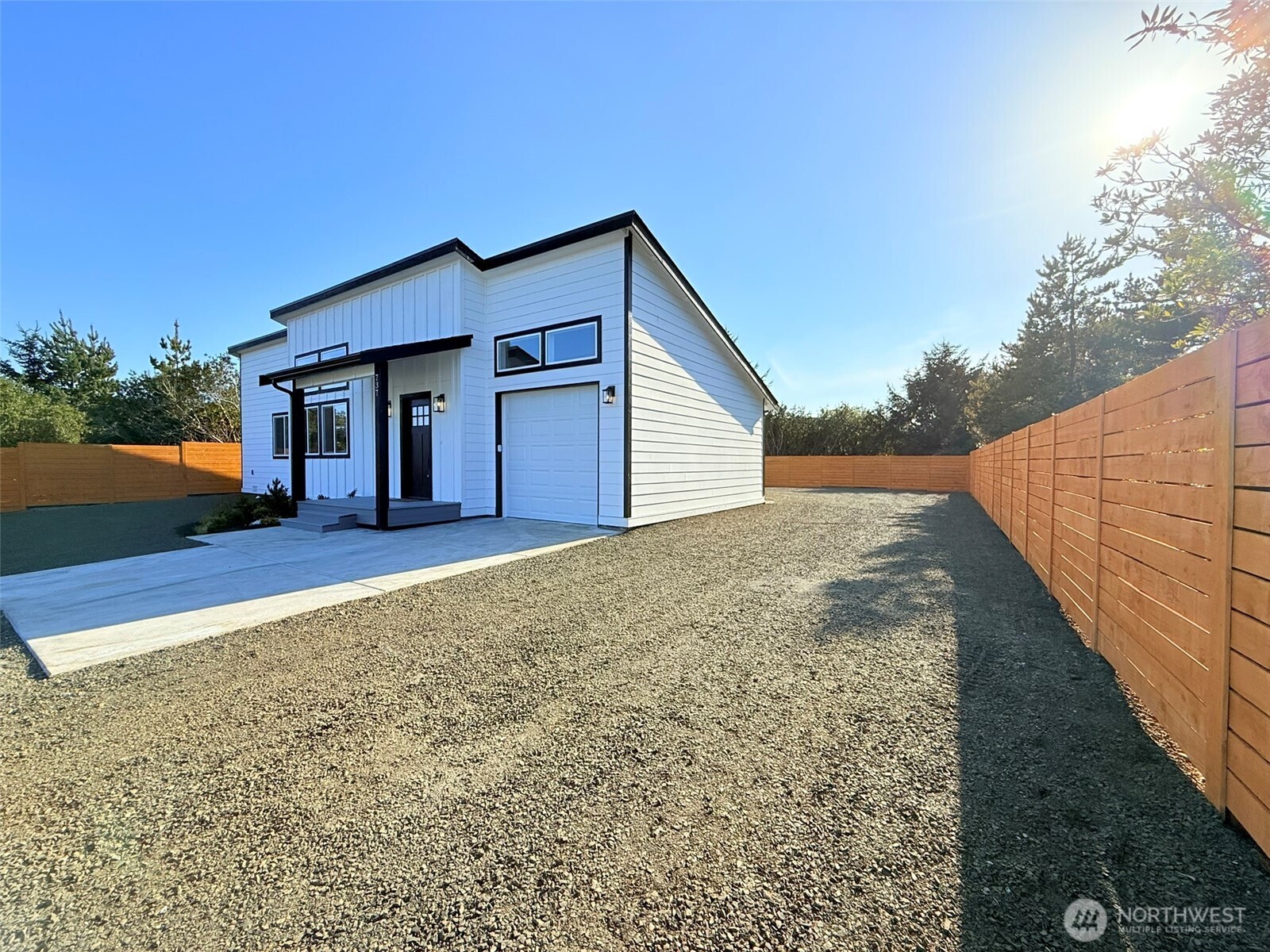 737 Ocean Shores Boulevard SW