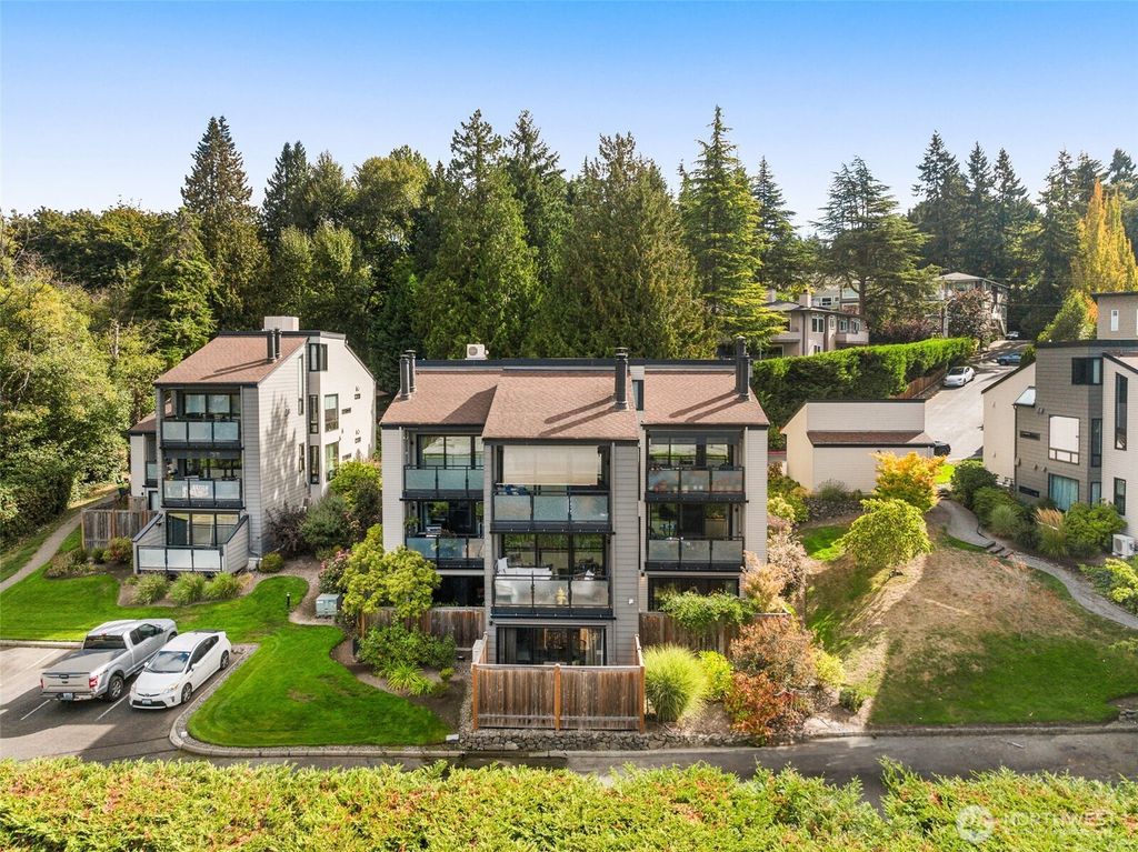 Photo of 11228 NE 68th Street #A, Kirkland, WA 98033 (MLS # 2434673)