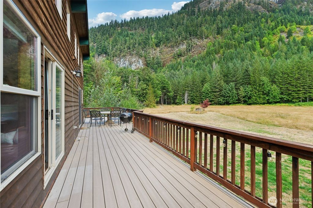 listing image 9369049842097276730
