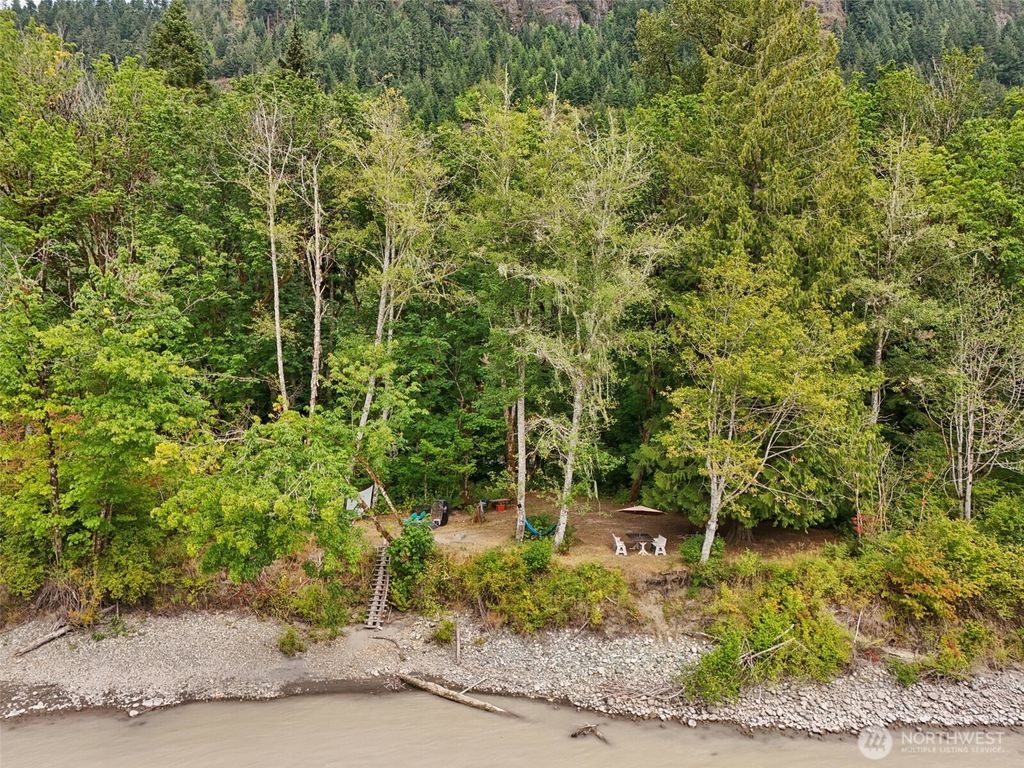 listing image 9368400354569875476
