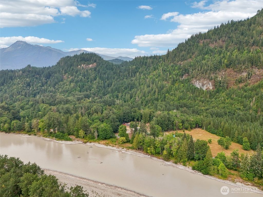 listing image 9366410130828692427