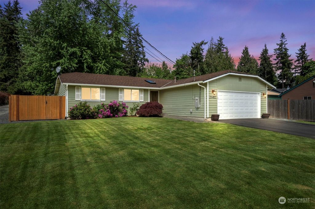 Photo of 23402 29th Avenue W, Brier, WA 98036 (MLS # 2073321)
