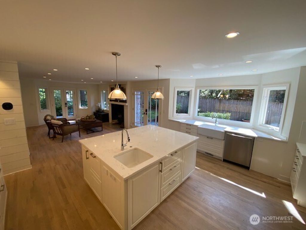 Photo of 4169 158 Avenue SE, Bellevue, WA 98006 (MLS # 2500337)