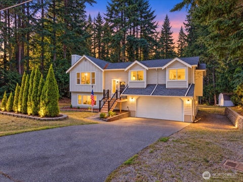 Photo of 6734 Richards Avenue SE, Port Orchard, WA 98367 (MLS # 2581620)
