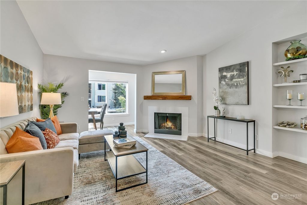 Photo of 975 Aberdeen Avenue NE #G301, Renton, WA 98056 (MLS # 2263503)