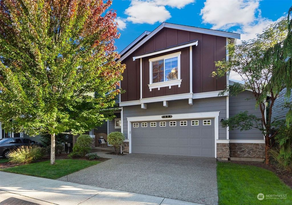 Photo of 7633 NE 198th Place, Kenmore, WA 98028 (MLS # 2162481)