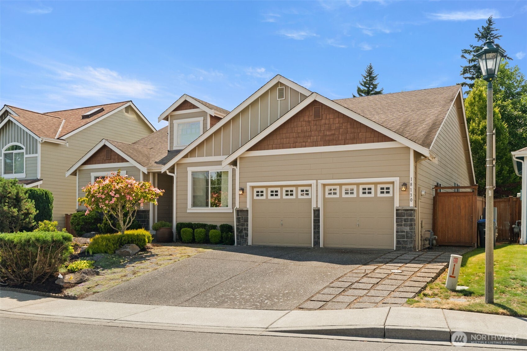 18130 Sunrise Ridge Avenue NE