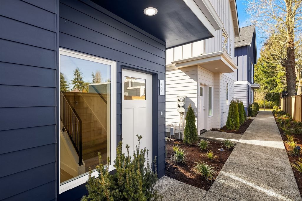 Photo of 8608 B 30th Avenue SW, Seattle, WA 98126 (MLS # 2214332)
