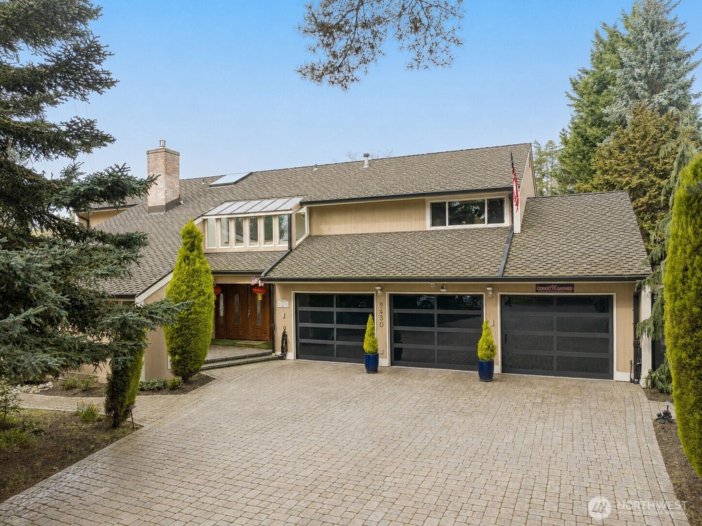 Photo of 9430 NE 31st Street, Clyde Hill, WA 98004 (MLS # 2567962)