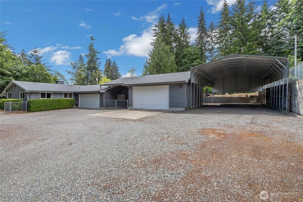 Photo of 6006 48th Avenue E, Tacoma, WA 98443 (MLS # 2532723)
