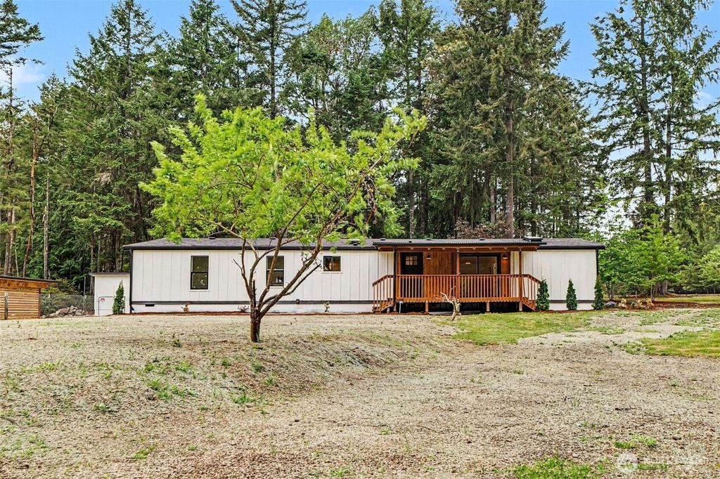 Photo of 719 Tiedeman Road, Lakebay, WA 98349 (MLS # 2519294)