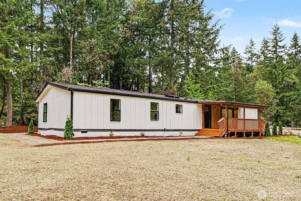 Photo of 719 Tiedeman Road, Lakebay, WA 98349 (MLS # 2519294)